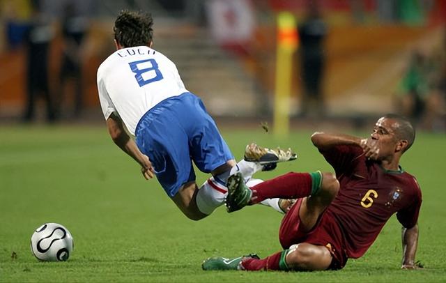 包含格雷茨卡维奇建功，波兰战胜乌克兰晋级欧锦赛半决赛的词条