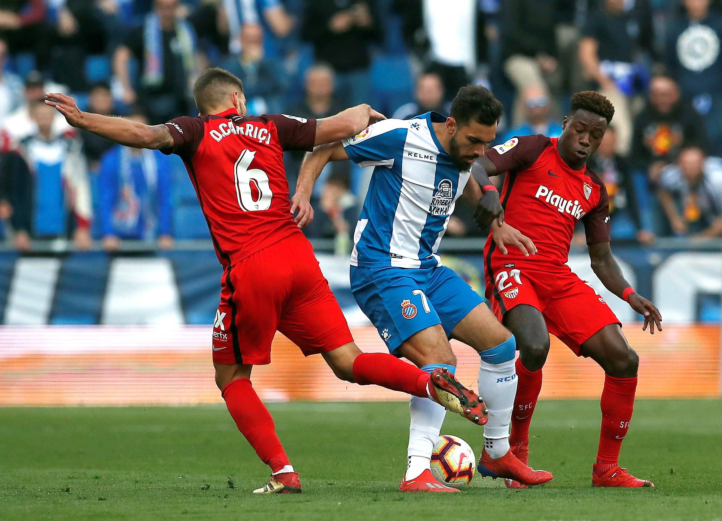 爱游戏在线-塞维利亚客场大胜，豪取关键三分的简单介绍