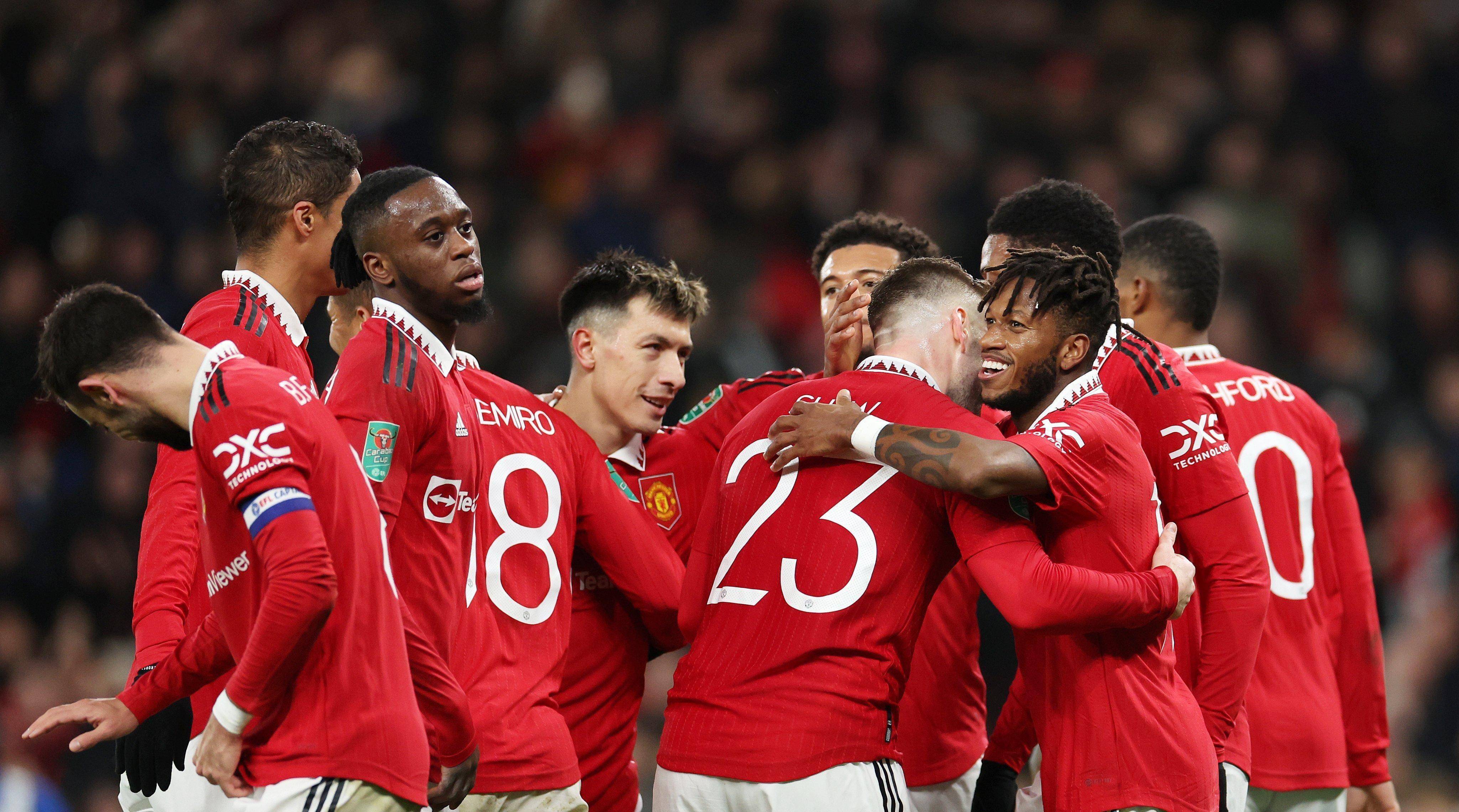 欧冠决赛在望,各队为胜利进行殊死搏斗 欧冠决赛在望,各队为胜利进行殊死搏斗