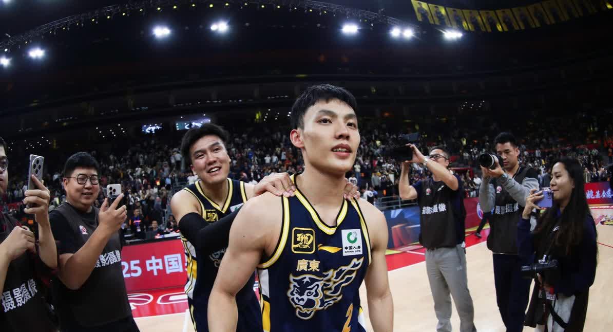 辽宁队在客场逆袭获胜,士气高昂备战下一场的简单介绍 辽宁队在客场逆袭获胜,士气高昂备战下一场的简单介绍