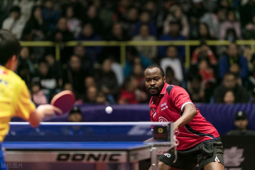 爱游戏APP-劲敌对阵，球场上的对决似乎永无止境