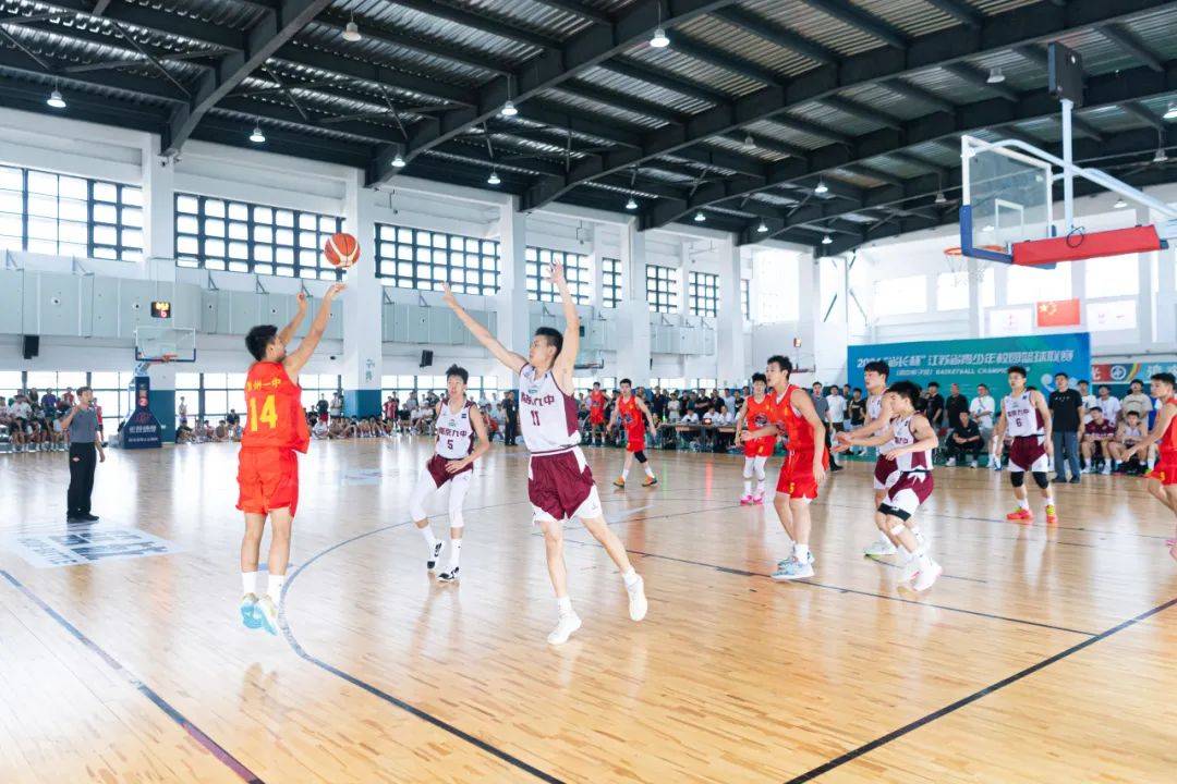 青少年篮球校园联赛开始，激发热情的简单介绍