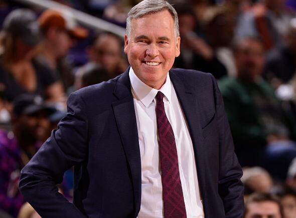 爱游戏官方-包含小牛队主帅调整阵容策略，期望球队定向赢球的词条