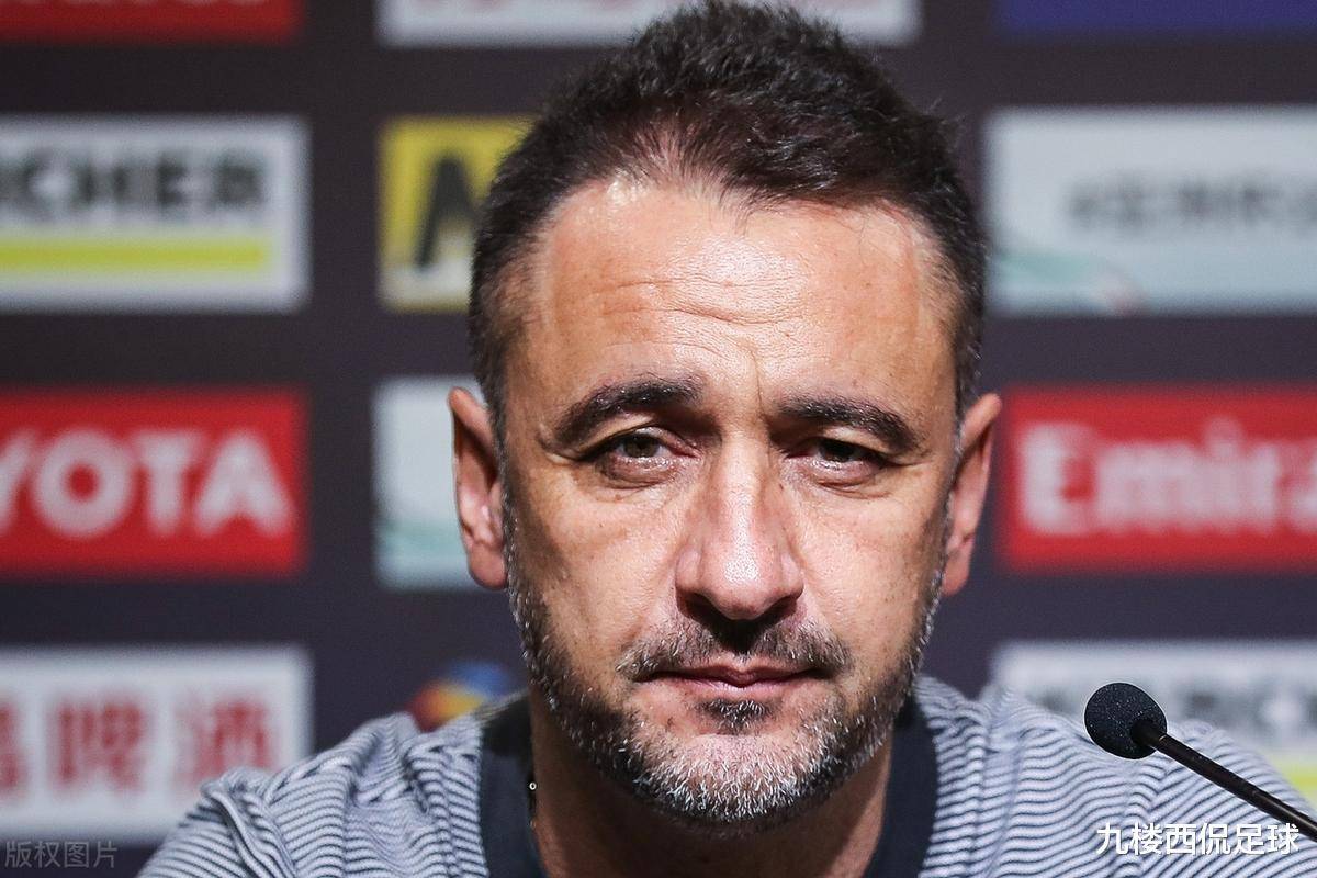 英超豪门球队引入世界级教练，欲夺冠军再次崛起的简单介绍