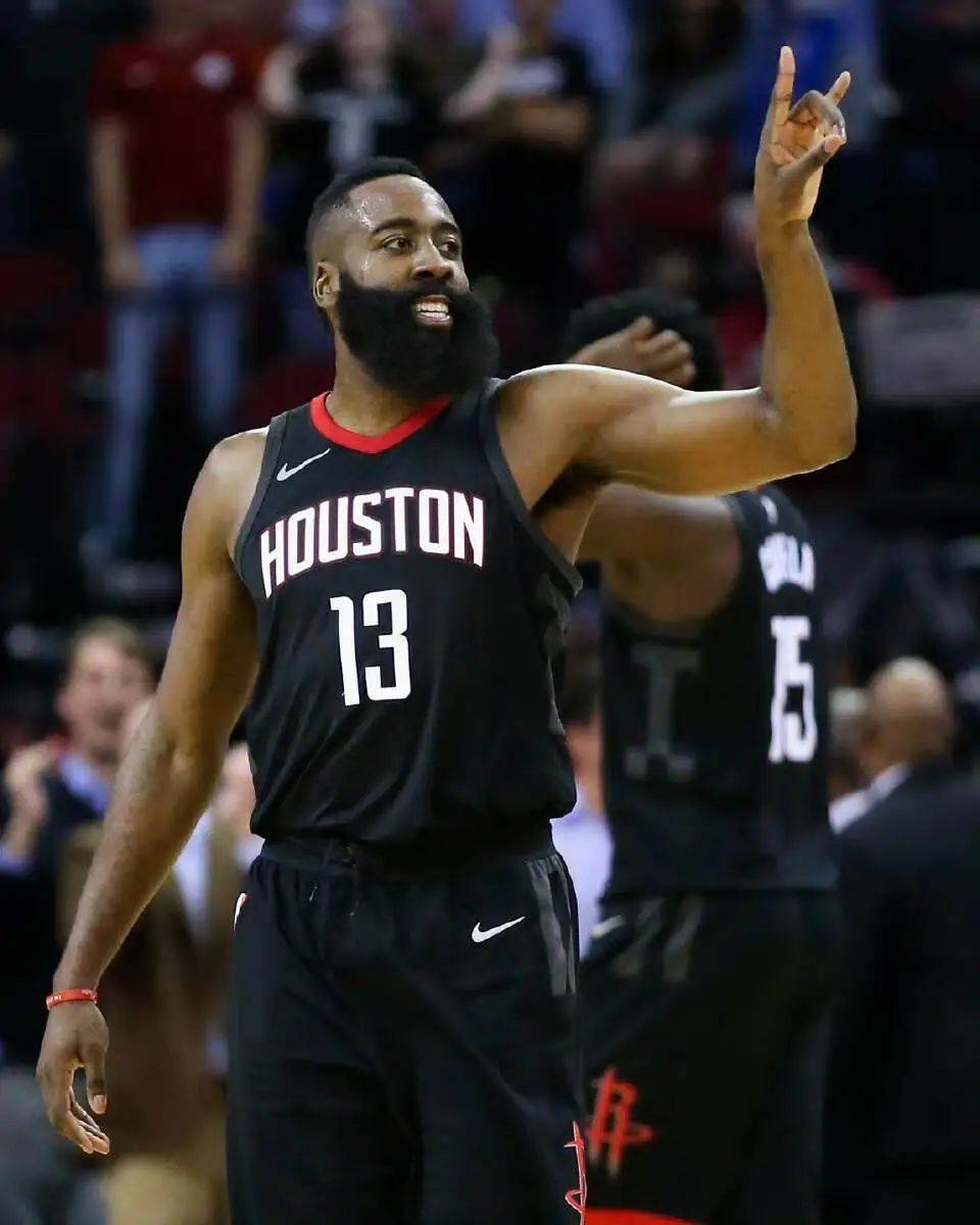 爱游戏下载-火箭惨败马刺，哈登孤军奋战