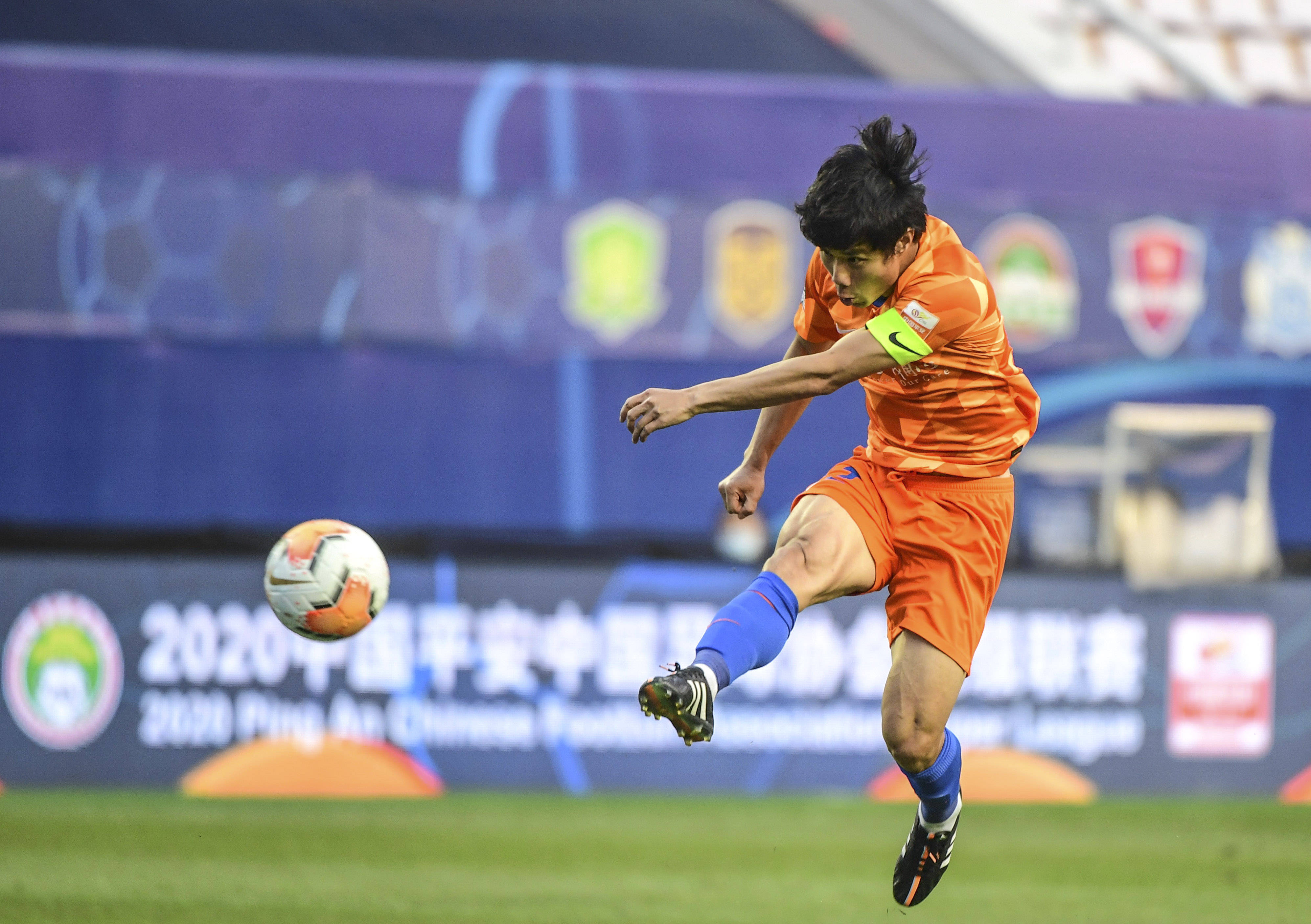 包含卡佩罗调整阵容,富力客场战平鲁能的词条 包含卡佩罗调整阵容,富力客场战平鲁能的词条