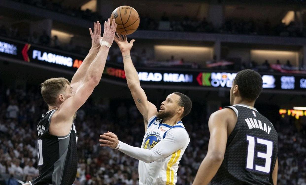 国王队客场击败强敌,实力逐渐显现的简单介绍 国王队客场击败强敌,实力逐渐显现的简单介绍