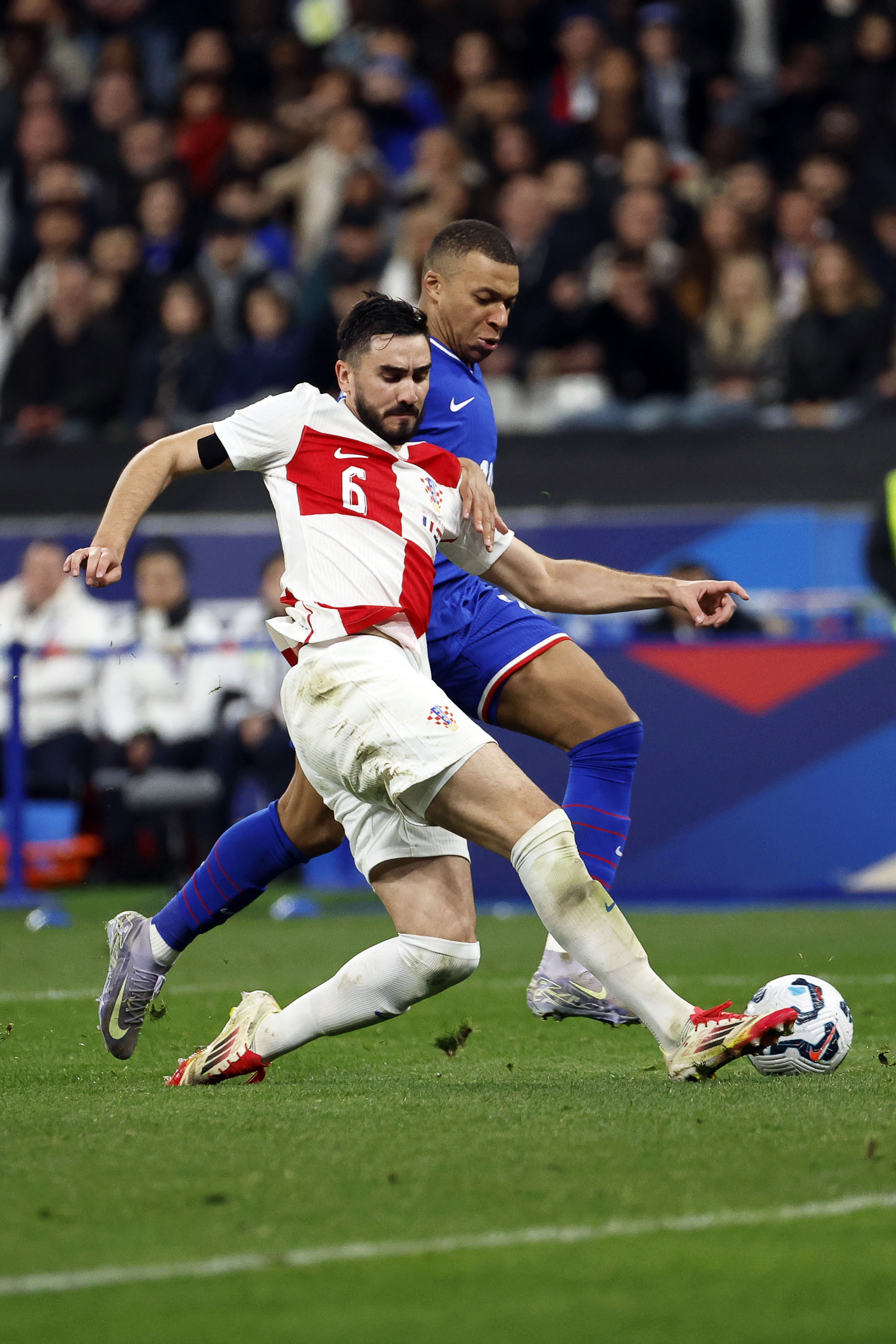 关于欧国联比赛精彩瞬间集锦,球迷尽情回味的信息 关于欧国联比赛精彩瞬间集锦,球迷尽情回味的信息