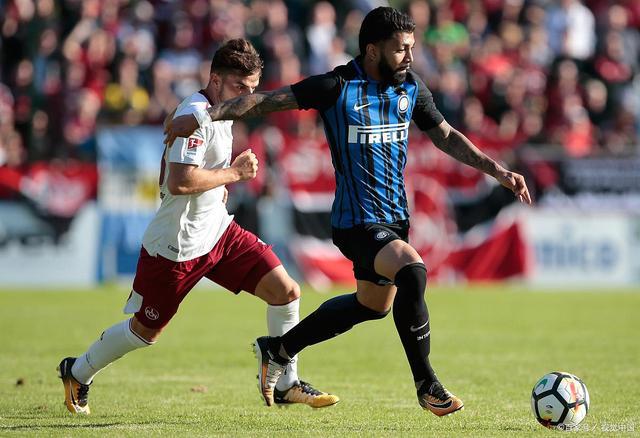 罗马客场惨败热那亚,遭遇两连败 罗马客场惨败热那亚,遭遇两连败