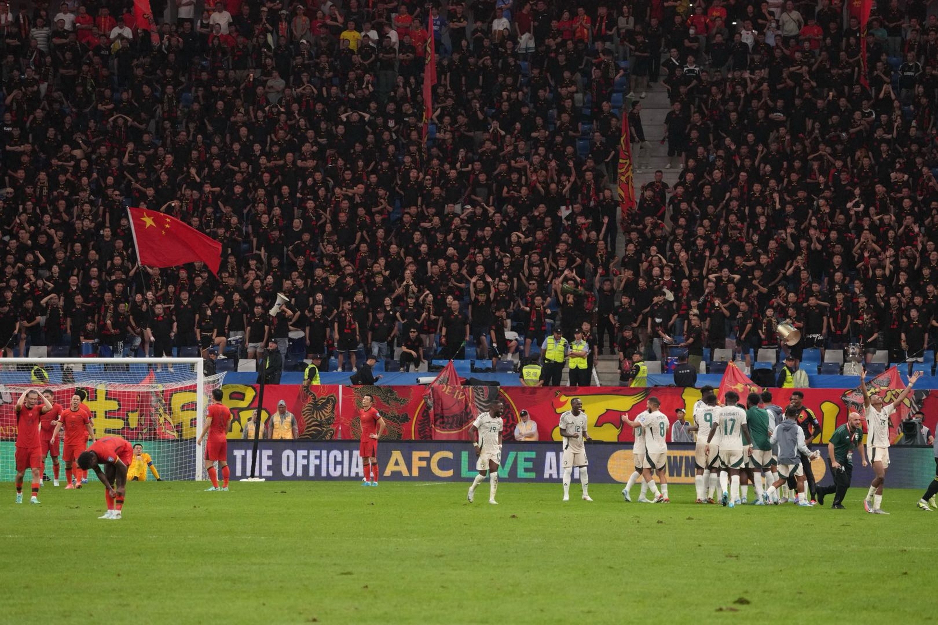 爱游戏大厅-沙尔克摆脱低迷，主场取胜走出困境的简单介绍