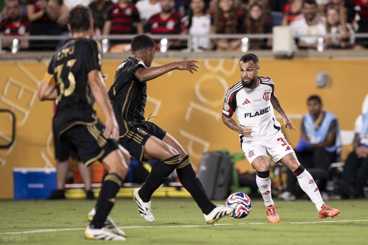 拜仁慕尼黑豪取全胜,晋级下一轮比赛的简单介绍 拜仁慕尼黑豪取全胜,晋级下一轮比赛的简单介绍