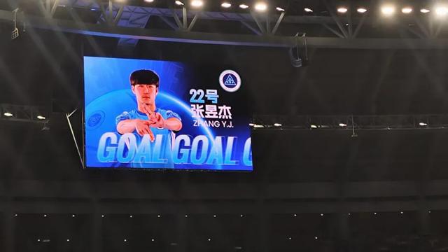 爱游戏在线-第戎球队面临人员调整，球员士气高昂