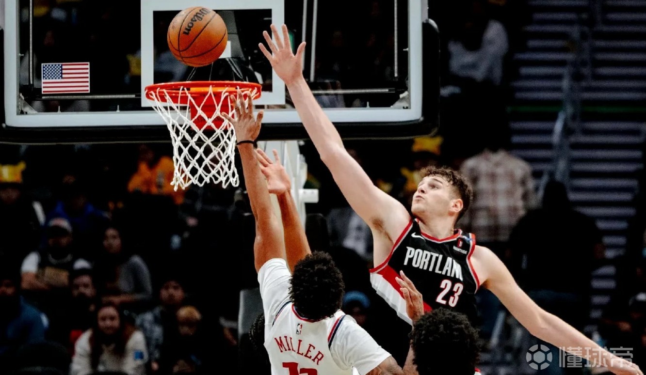 爱游戏官方入口-开拓者队新秀高效出手，球队稳定发挥的简单介绍