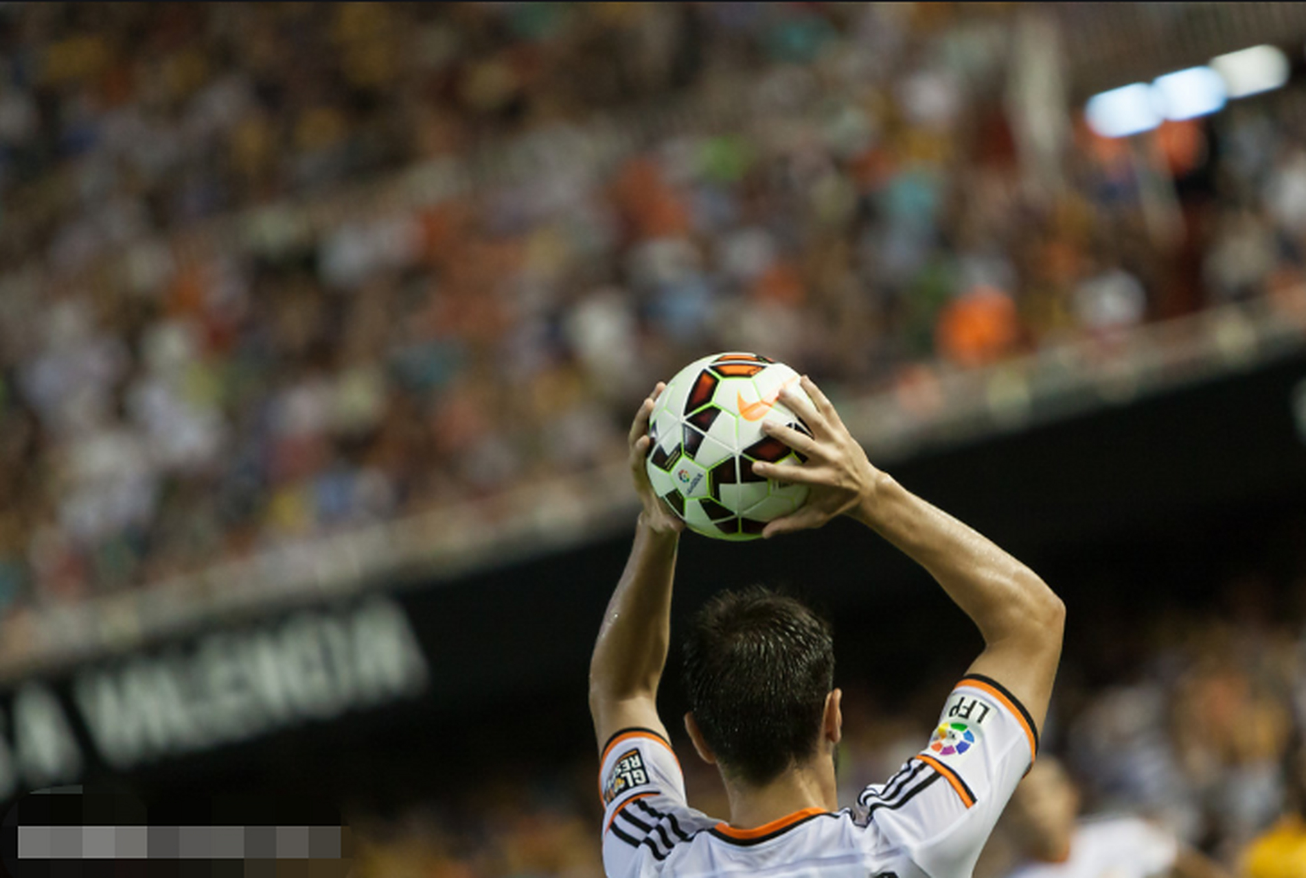 爱游戏官网-西班牙队客场胜利，晋级形势一片未定的简单介绍