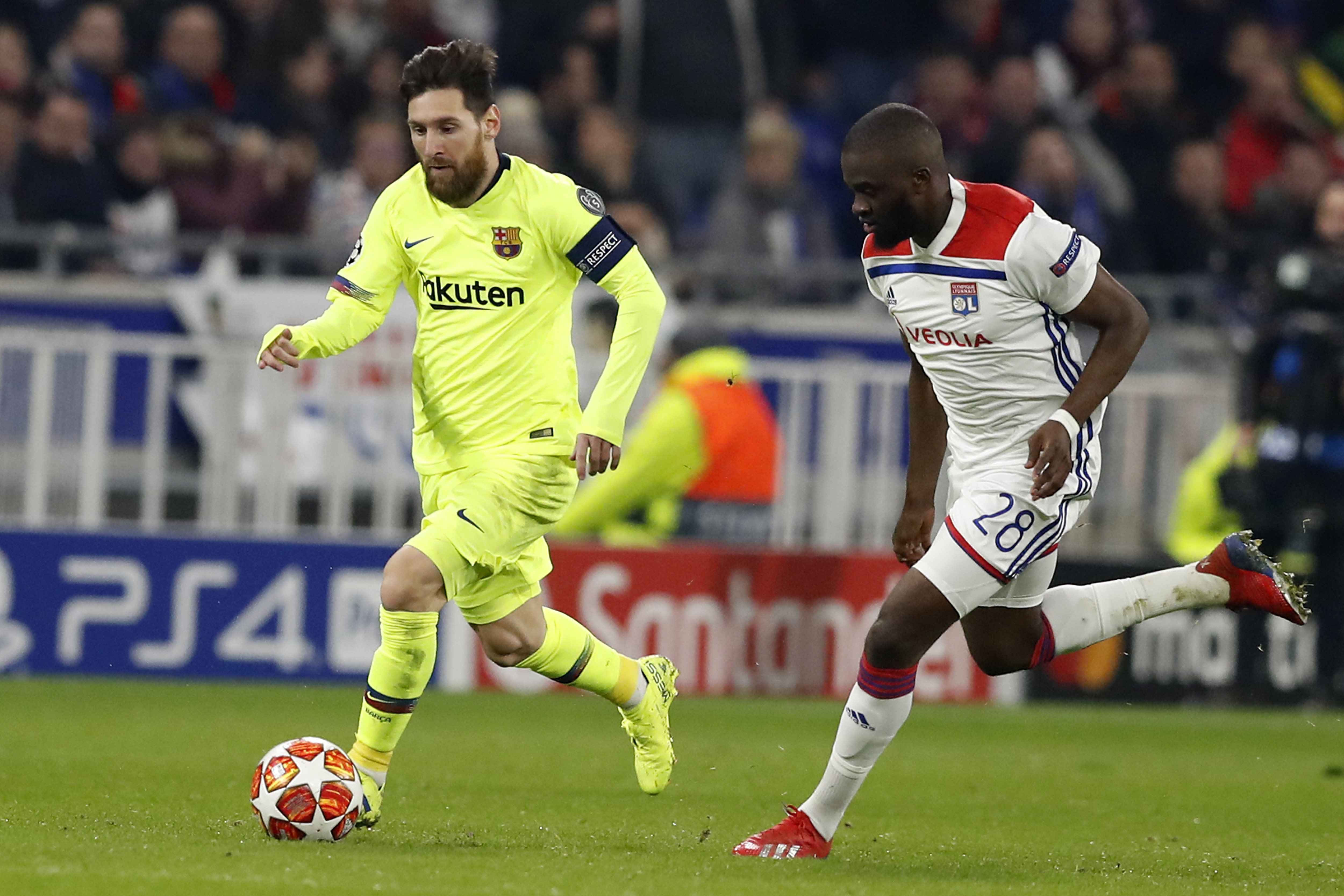 意大利队战平巴萨，凯恩乌龙送礼欧冠的简单介绍