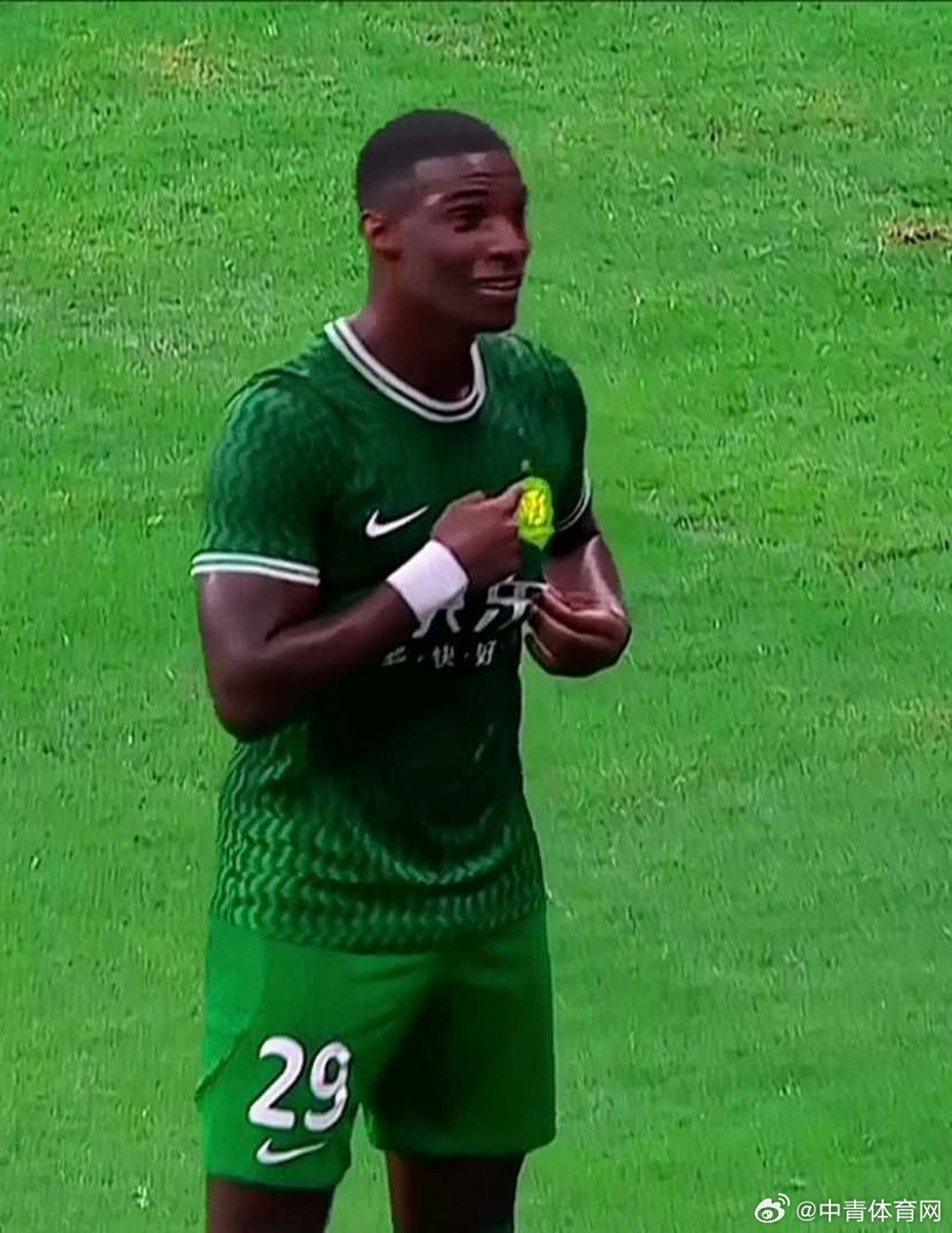 爱游戏官方-拜仁绝杀意大利队，孙兴慜帽子戏法中超