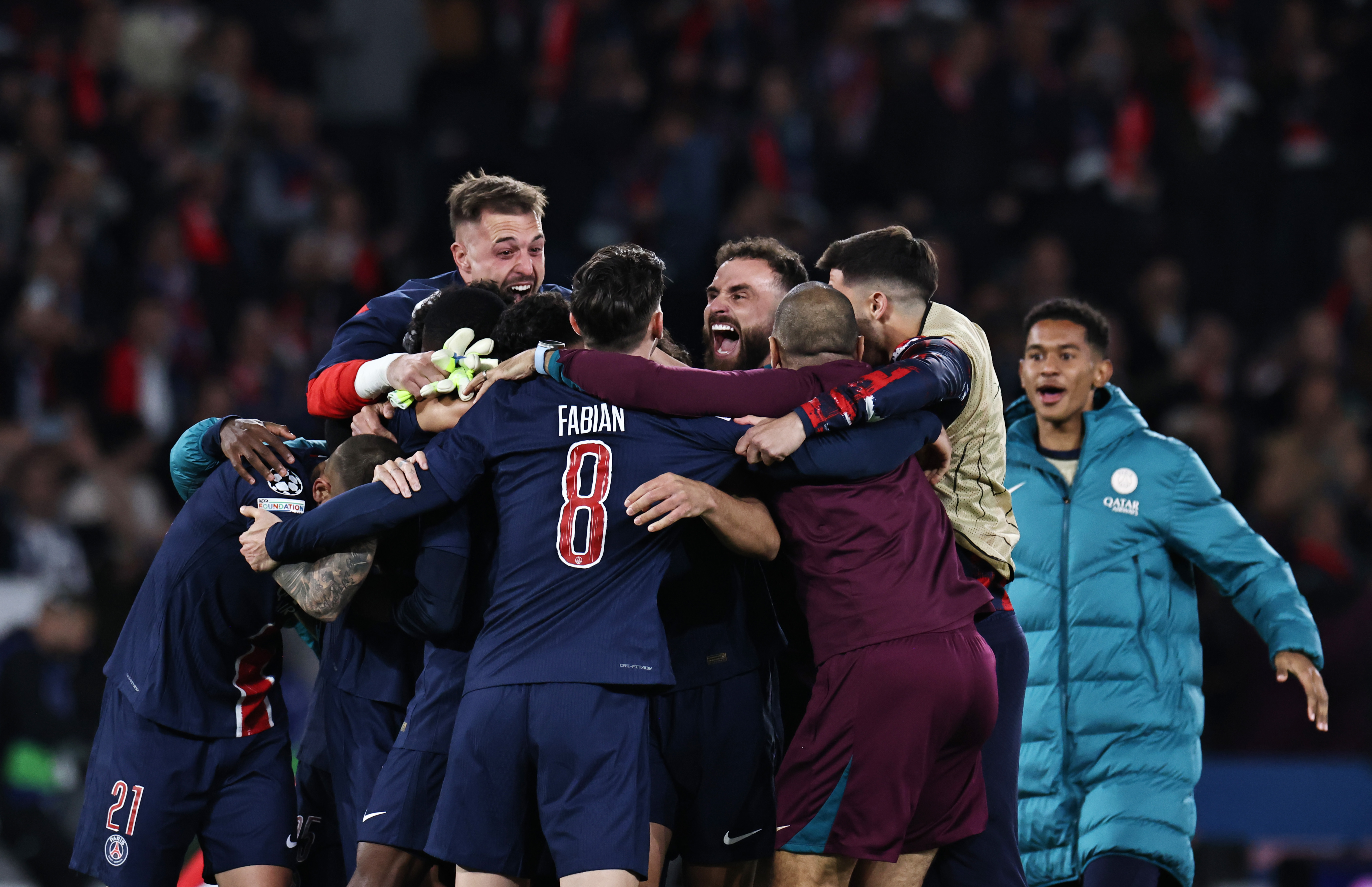 法国队在欧冠中逆转意大利,热议不断 法国队在欧冠中逆转意大利,热议不断