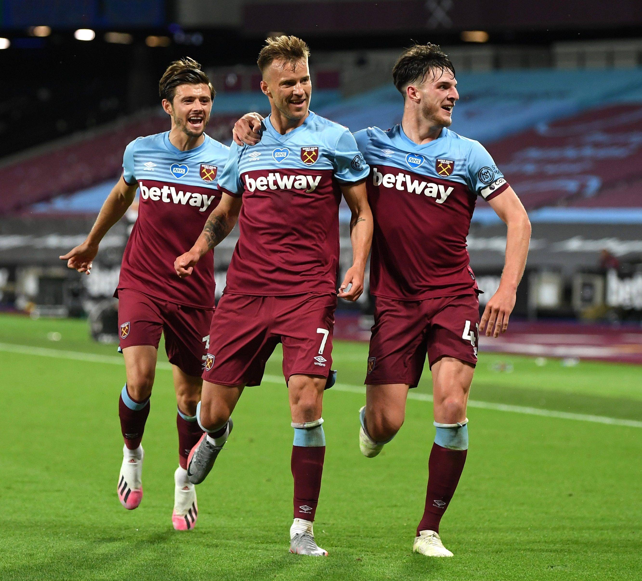 激动人心的英超比赛引领观众目光 激动人心的英超比赛引领观众目光