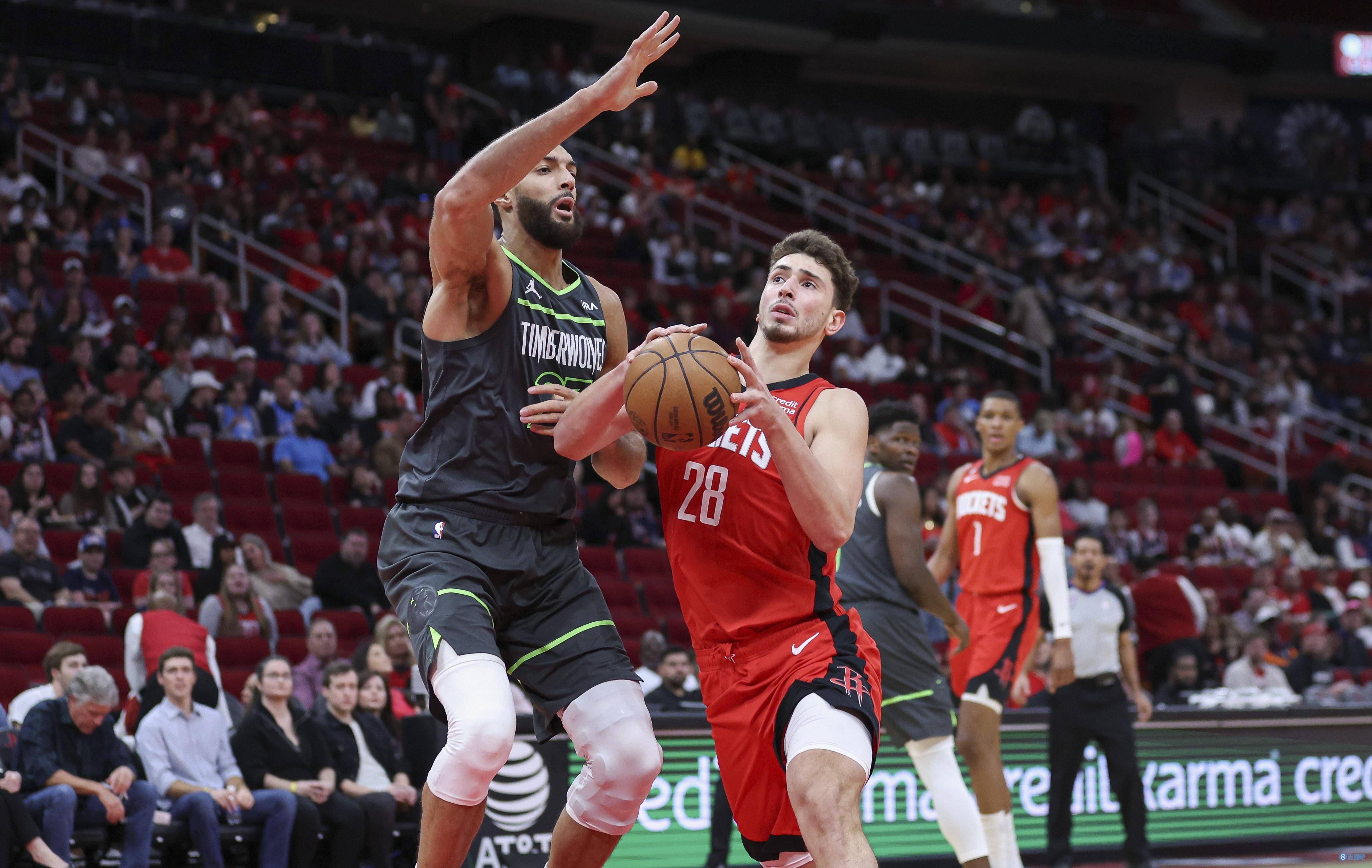 爱游戏tv-关于活塞队后卫格林关键时刻展现冷静，帮助球队取胜的信息