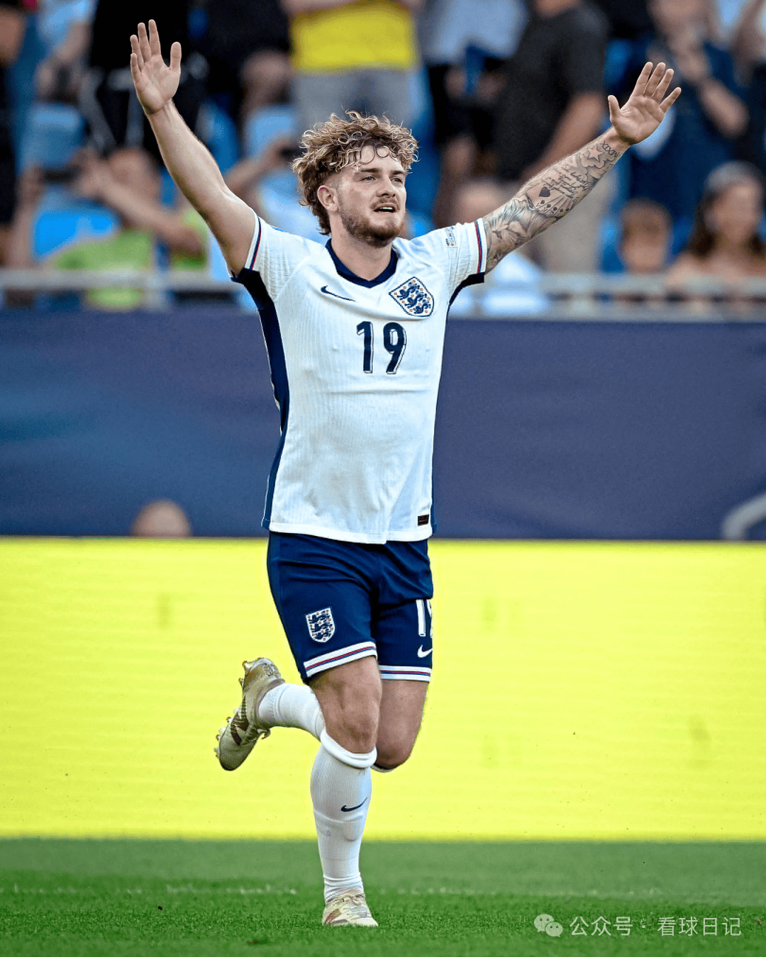 英格兰足球队队长攻破球门 英格兰足球队队长攻破球门