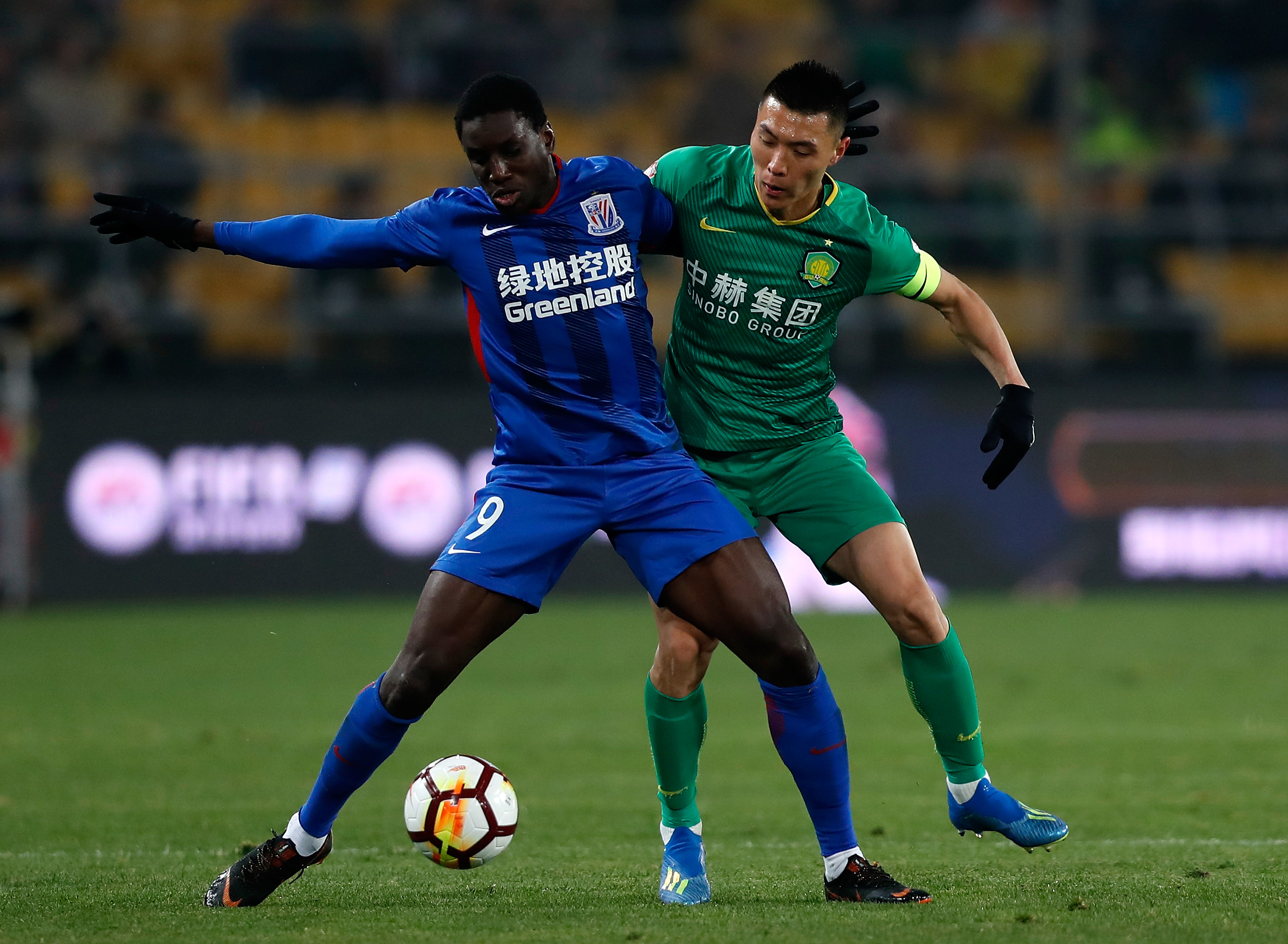 爱游戏-关于热门对决深圳佳兆业迎战北京中赫国安，实力对比的信息