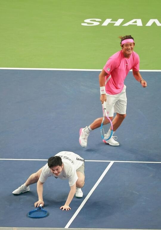 爱游戏娱乐-关于日本网球队轻取法国网球队，费德勒绝境逆转的信息