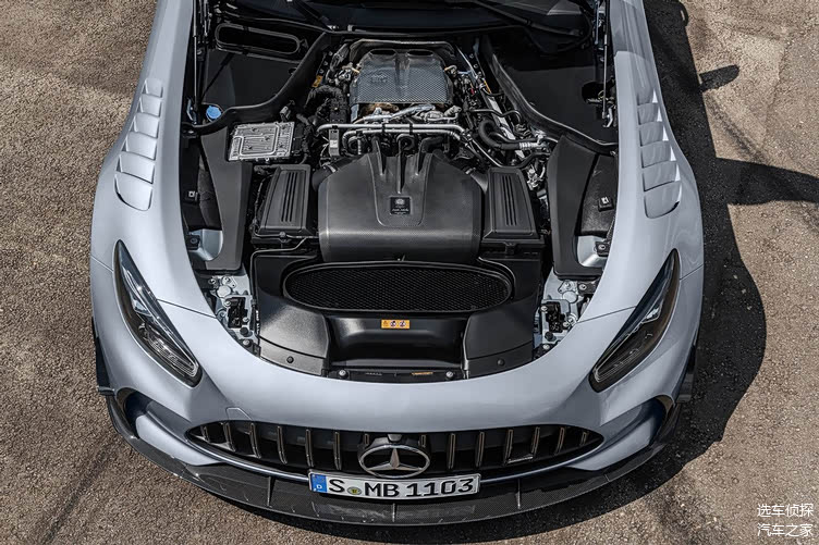 爱游戏官方入口-梅赛德斯完胜阿斯顿马丁，佩雷兹关键制胜