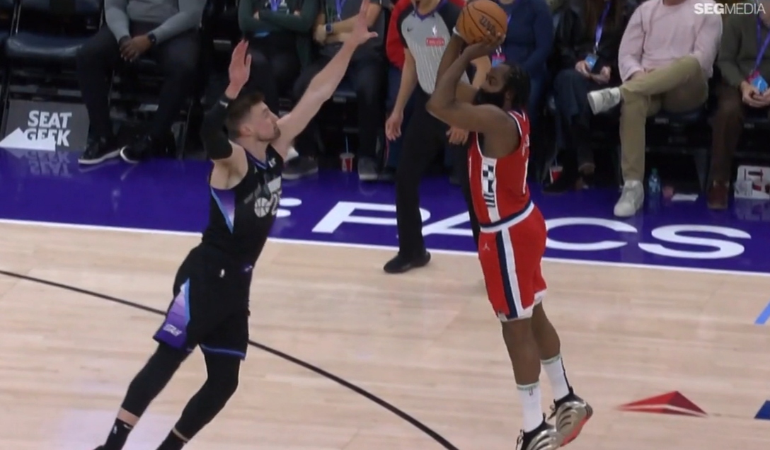 火箭客场大胜犹他爵士，哈登砍下全队最高得分