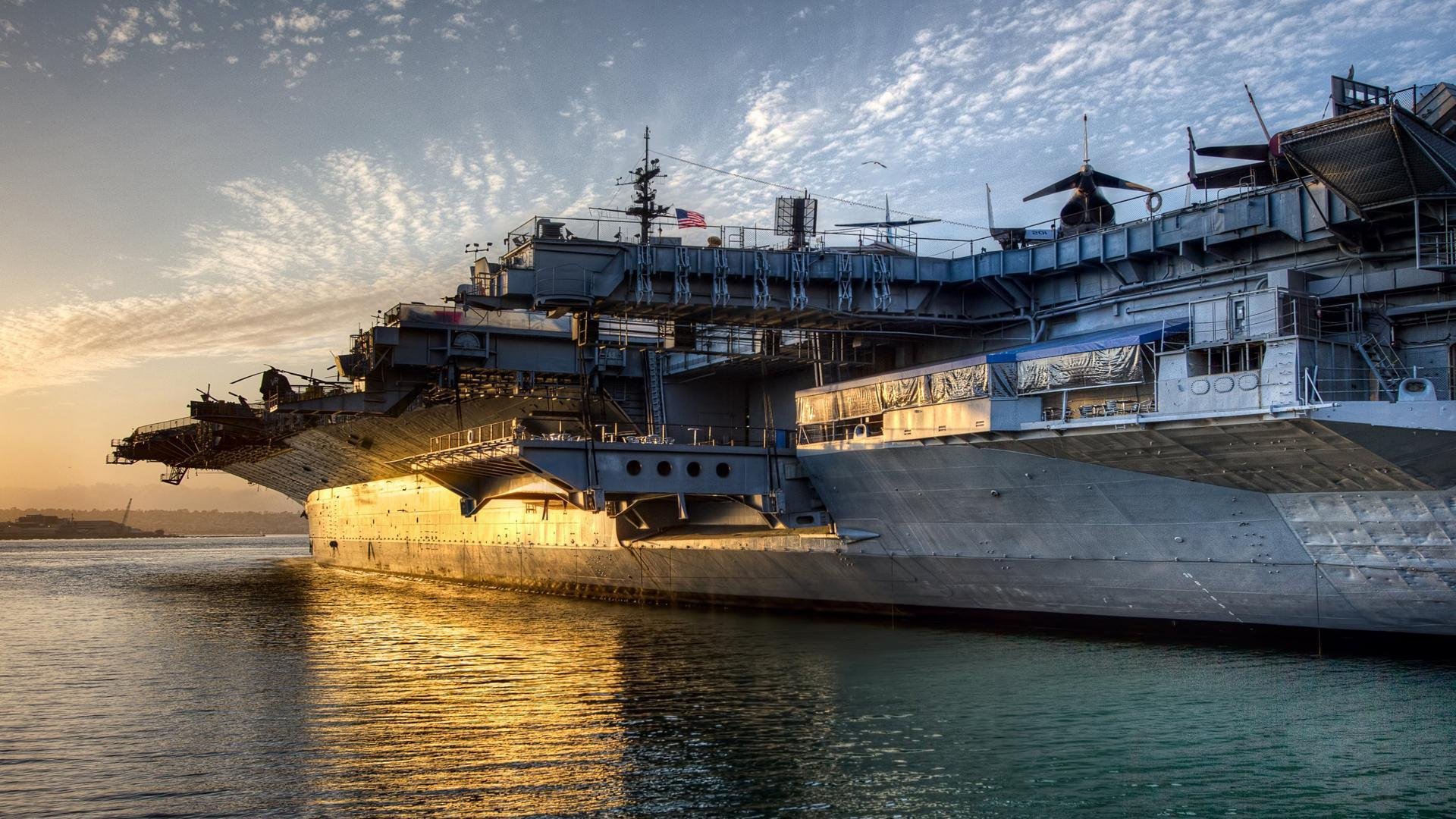 德甲争冠焦点战拜仁多特上演巅峰对决，巴萨力克贝蒂斯稳坐西甲头名